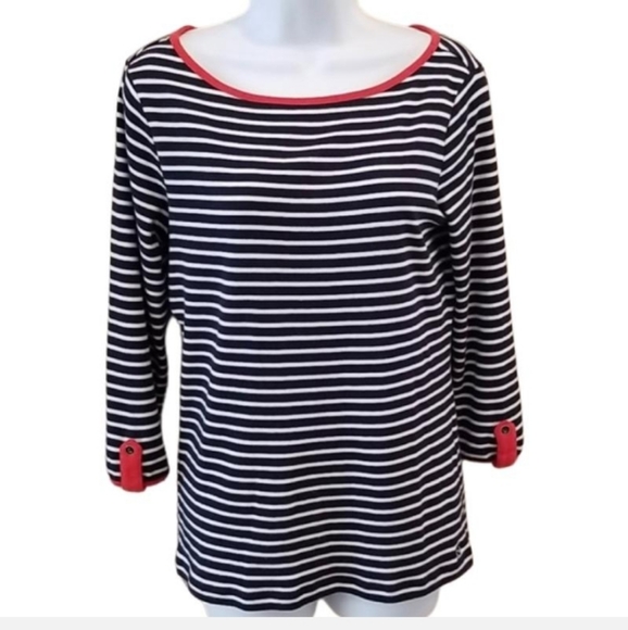 Vineyard Vines Tops - 🇺🇲Vineyard vines womens blue/white 3/4 sleeve size M top. 100% Pima cotton.